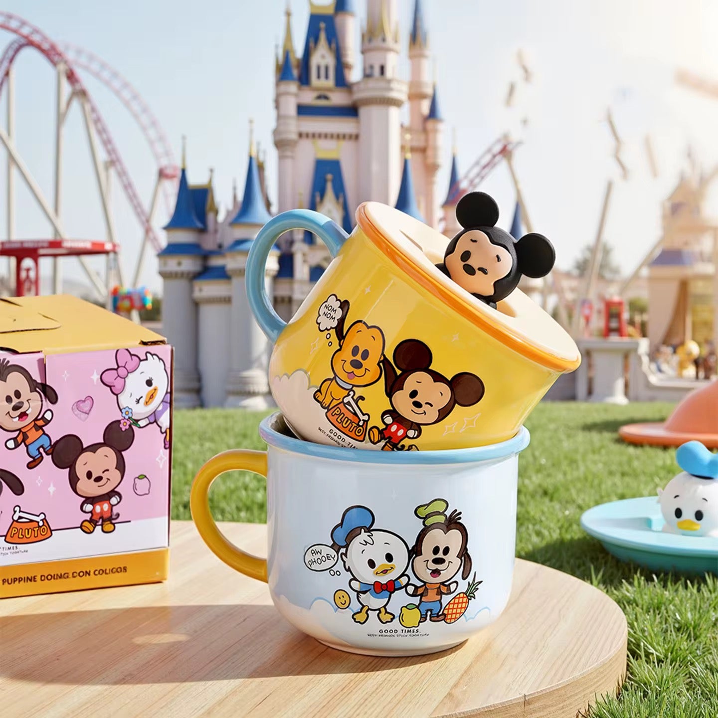 Cute Cartoon Character Mug with Lid – Mini Figure Design